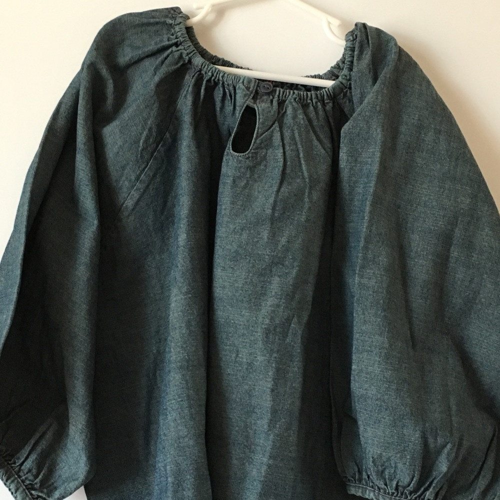 TEA COLLECTION NEW Size 10 denim top.